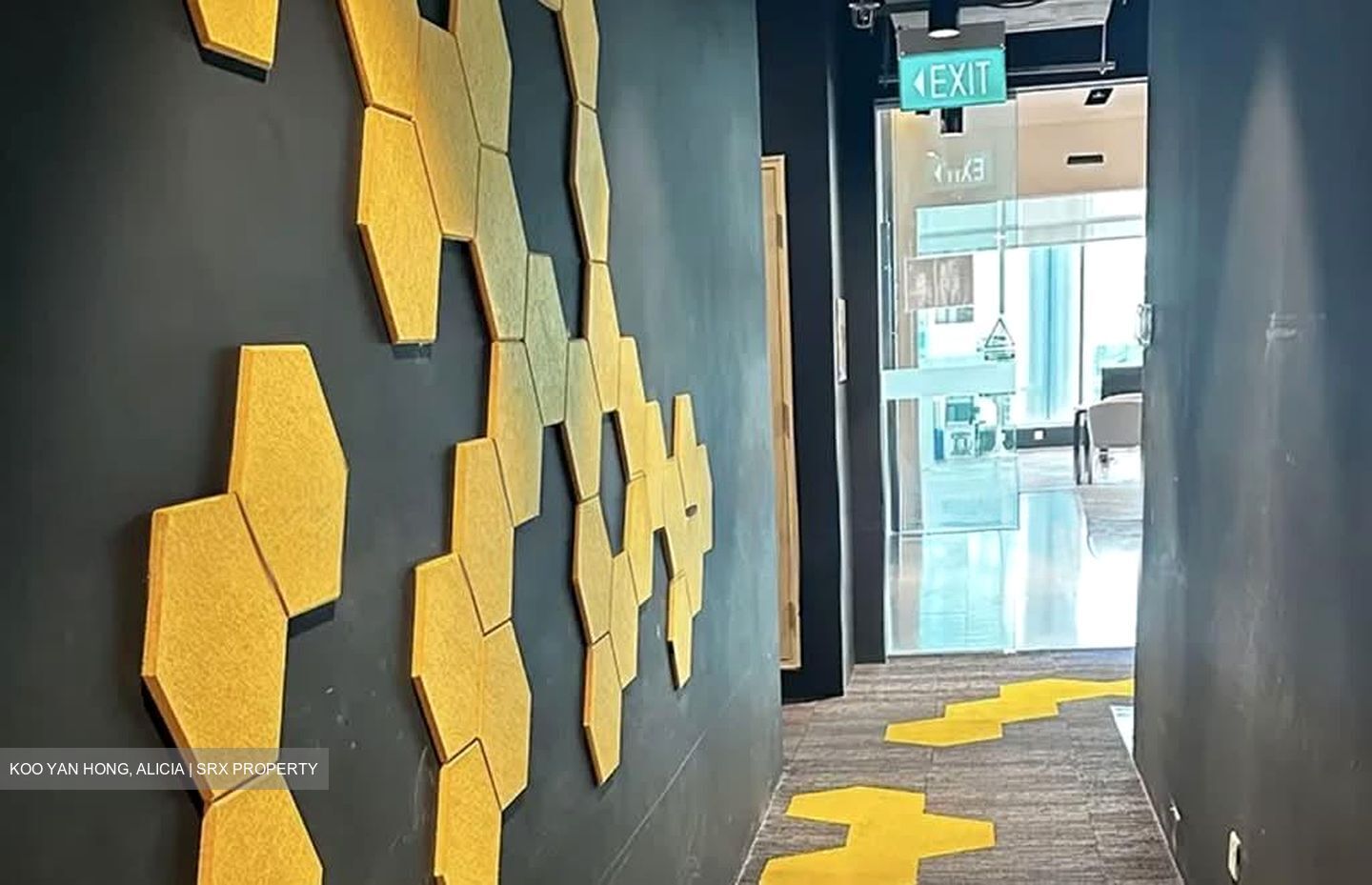 Bugis Junction (D7), Office #538690271